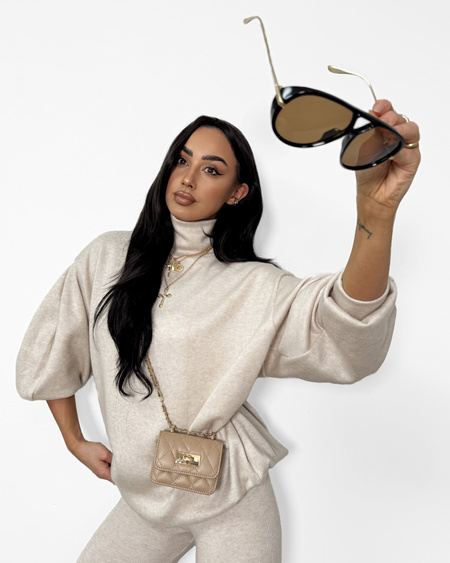 Komplet sweterkowy z golfem LaMilla beż